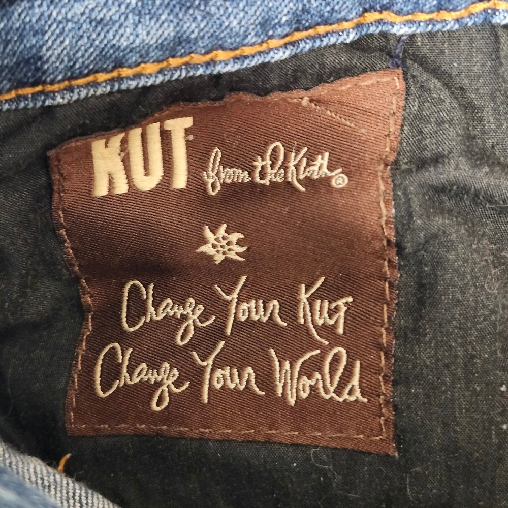 KUT from the Kloth Katy Distressed Boyfriend Denim Shorts Size 10 Cuffed - Picture 8 of 10